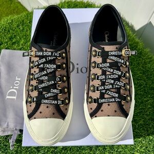 DIOR WALK’N’DIOR SNEAKERS TAN BLACK MESH GOLD HARDWARE LOGO LACES SZ 39 NEW